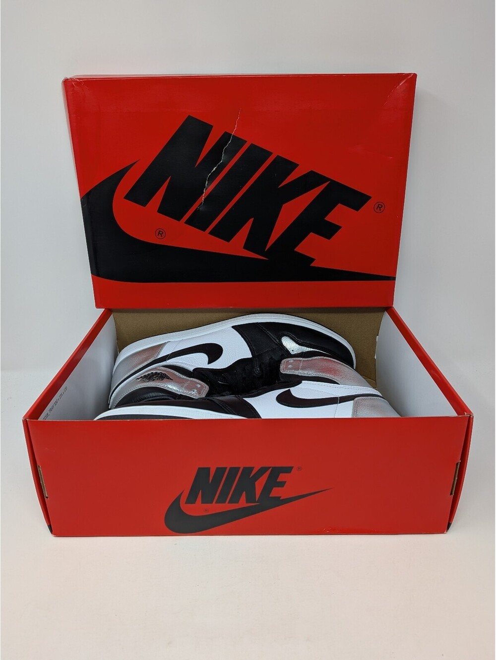 Nike Women’s Air Jordan 1 Retro High OG Silver Toe Size 11.5 CD0461-001 Box
